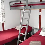 Les Des Mousquetaires Chalet *