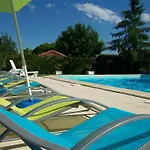 Les Des Mousquetaires Chalet Mirepoix (Gers)