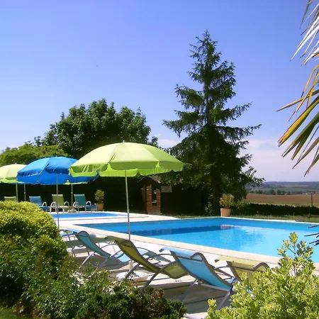 Les Des Mousquetaires Chalet