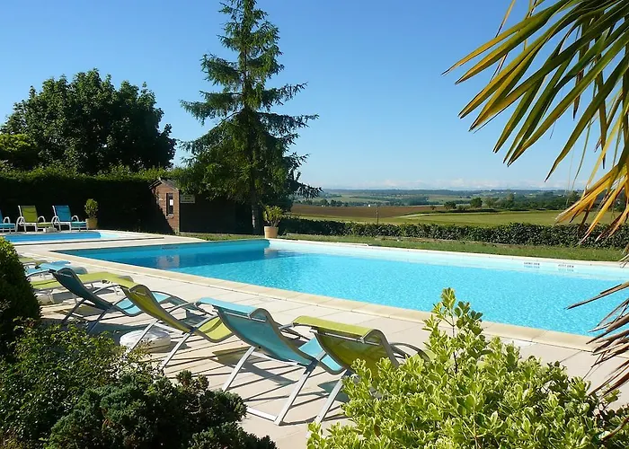 Les Des Mousquetaires Chalet Mirepoix (Gers)